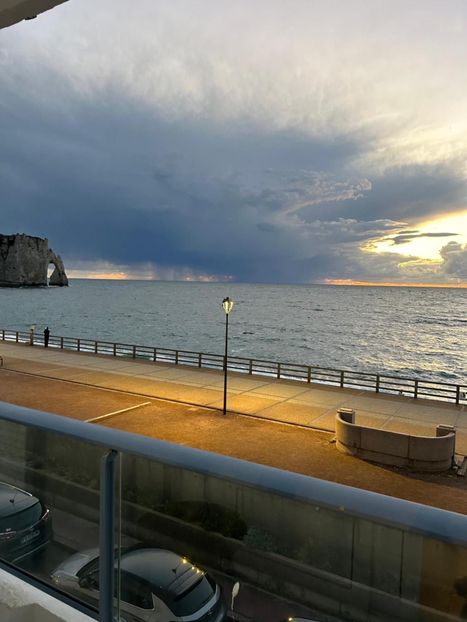 Villa Des Peintres Etretat Bagian luar foto
